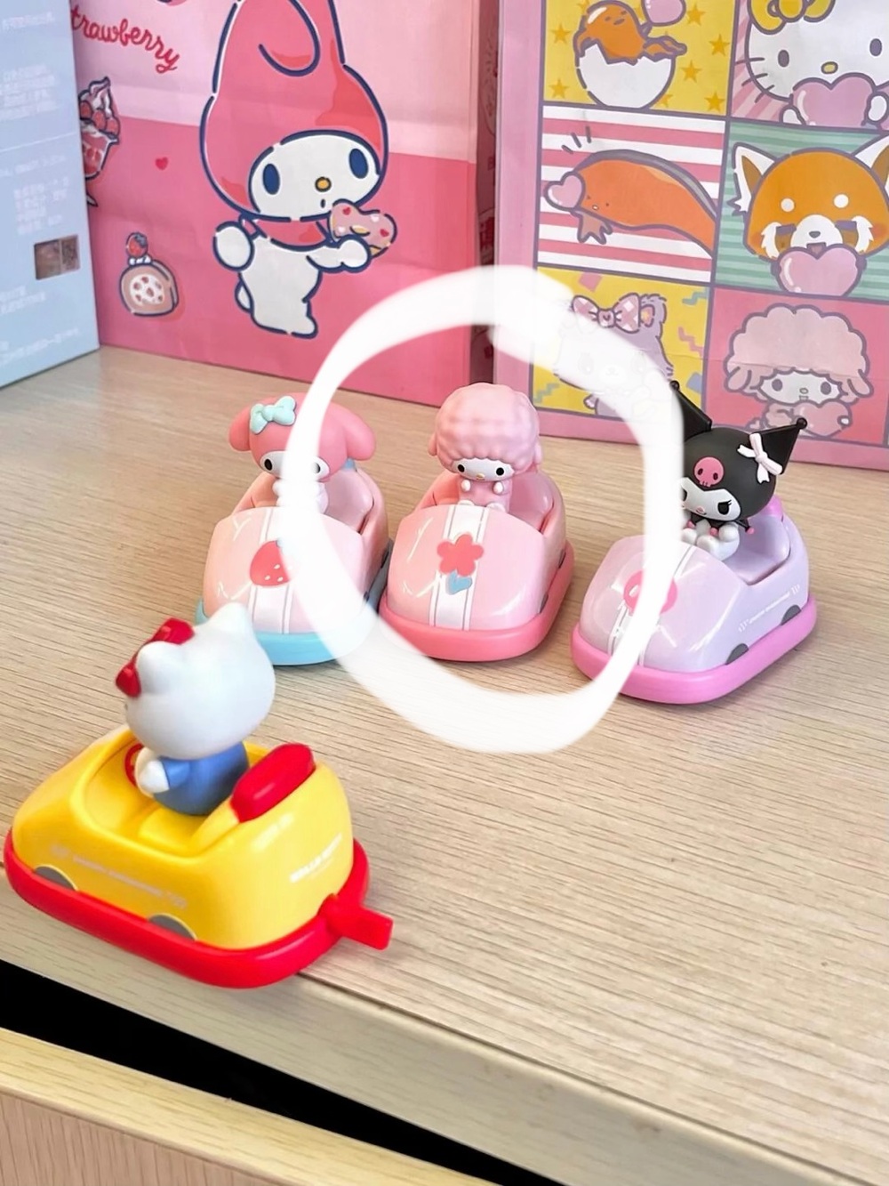 MY SWEET PIANO 

Sanrio pastel bumper car character set - pink, yellow, blue